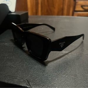 Prada Sunglasses brand new Unisex